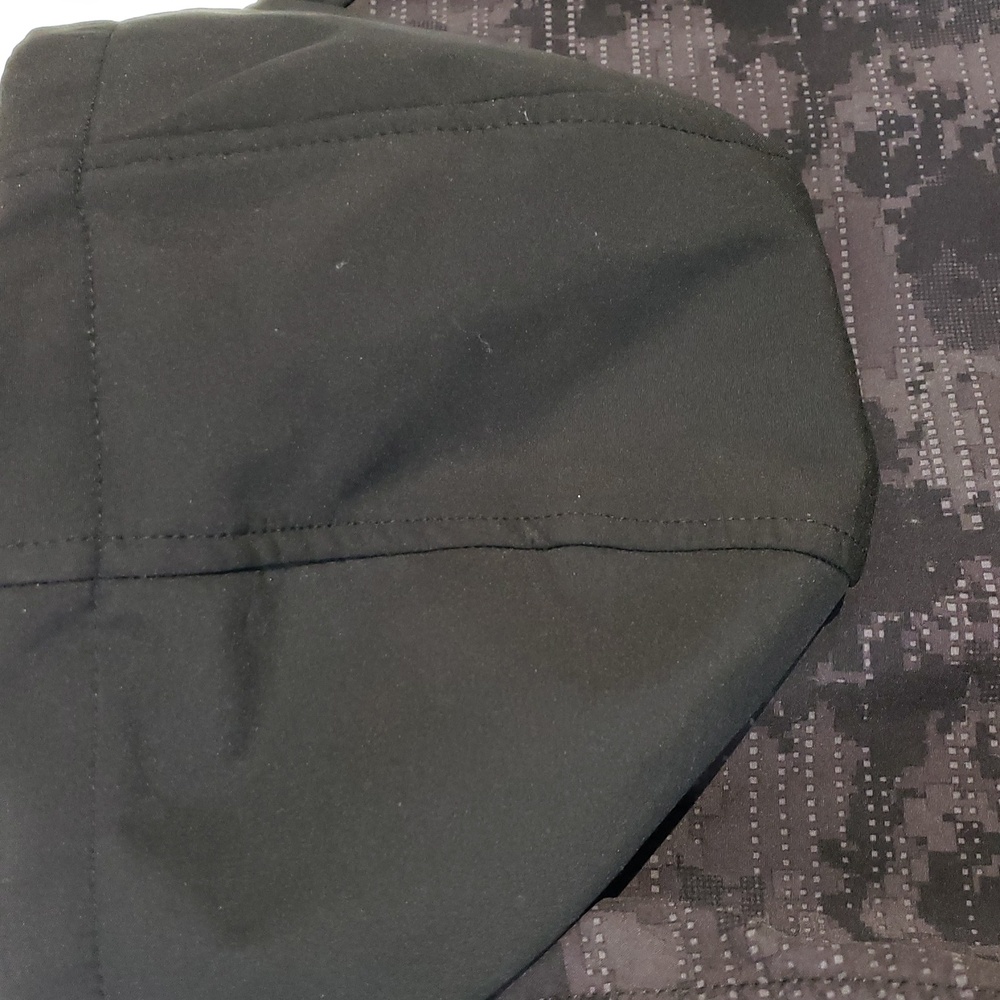 Children's Black and Gray Camo Jacket with Neon Accents - Picture 7 of 10